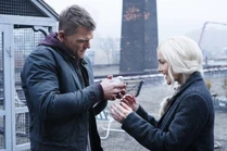 Hawk and Dove (épisode) (69 kio) 2. Le faucon et la colombe