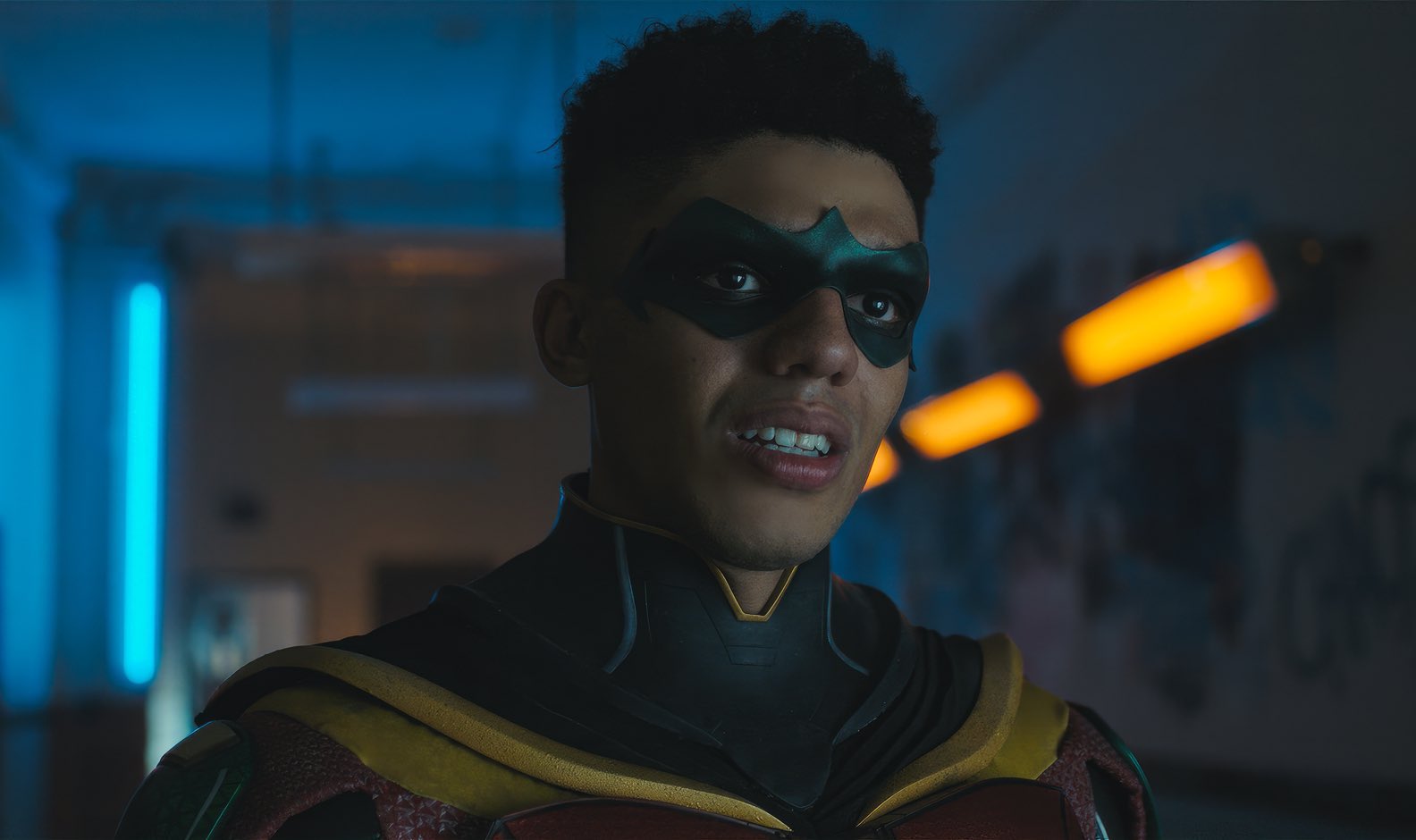 Titãs  Ator pode ter confirmado Tim Drake como Robin na 4ª temporada