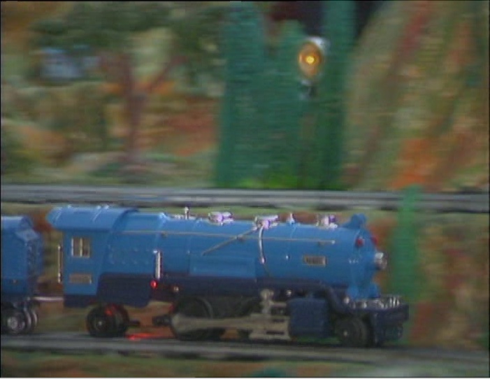 Lionel 263e blue comet top