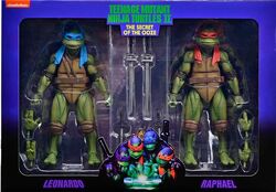 'The Secret of the Ooze Leonardo and Raphael 2022 action figures