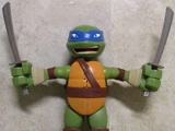 Stretch N' Shout Leonardo (2014 action figure)