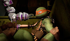 TMNT-2012-Michaelangelo-0377