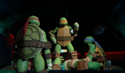 TMNT-2012-Michaelangelo-0254