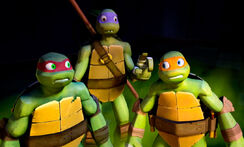 Donnie-Mikey-and-Raph-tmnt-2012-07