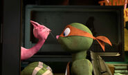 TMNT-2012-Michaelangelo-0237