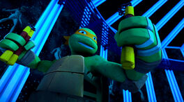 TMNT-2012-Michaelangelo-0219