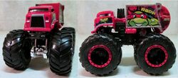 その他 WF2025W Izumonster x TMNT Pink GID ver. I wanted to draw one of my favourite TMNT iterations