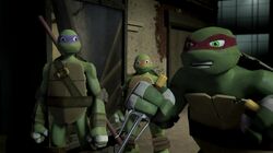 https://static.wikia.nocookie.net/tmnt/images/5/59/Tmnt114_0031.jpg/revision/latest/scale-to-width-down/250?cb=20170212044115