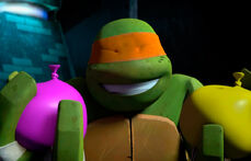 TMNT-2012-Michaelangelo-0064