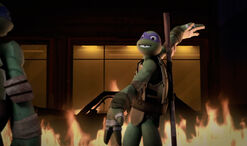 TMNT-2012-Donatello-0479