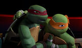 Mikey-and-Raph-TMNT-124