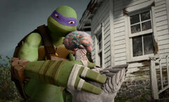 TMNT-2012-Donatello-0387