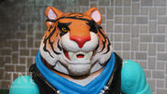 Die berüchtigte Tiger Claw-Actionfigur
