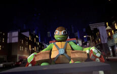 TMNT-2012-Michaelangelo-0068