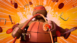 TMNT-2012-Michaelangelo-0311