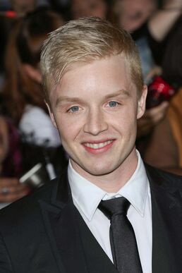 Noel Fisher-AES-080849