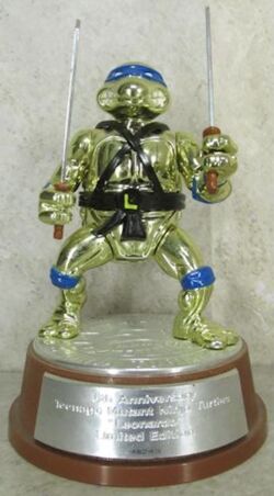 Turtles 5Th Anniversary Leonardo Gold Collection Turthle