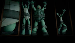 TMNT-2012-Michaelangelo-0496