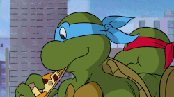 1987 Leonardo eats pizza