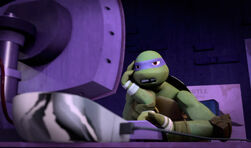 TMNT-2012-Donatello-0254