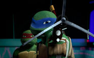 TMNT-2012-Leonardo-0089