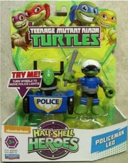 HSH-Policeman-Leo toy-2015