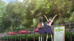 Saten flipping Uiharu's skirt as usual.