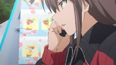 Xochitl receives her mission from her caller.