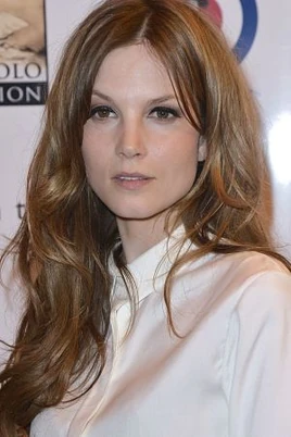 Sylvia Hoeks