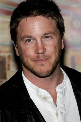 Lochlyn Munro