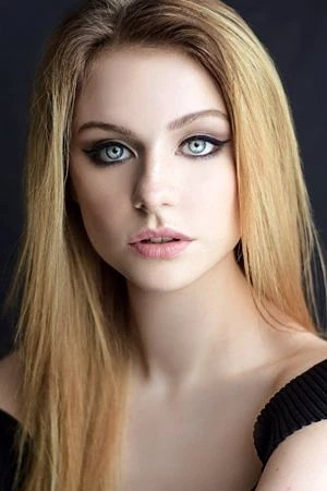 Maddie Phillips (1994) | Movie and TV Wiki | Fandom