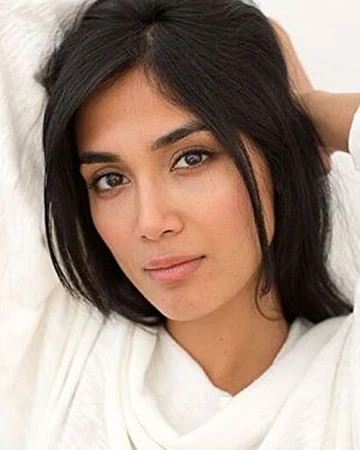 Hina Abdullah Movie And Tv Wiki Fandom Biografia filmografia critica premi articoli e news trailer.