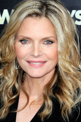 MichellePfeifferPortrait