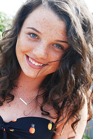Stefania Lavie Owens Her Secret To Success You Wont Want To Miss - dby6pe4
