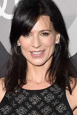 Perrey Reeves