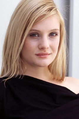 Romola Garai