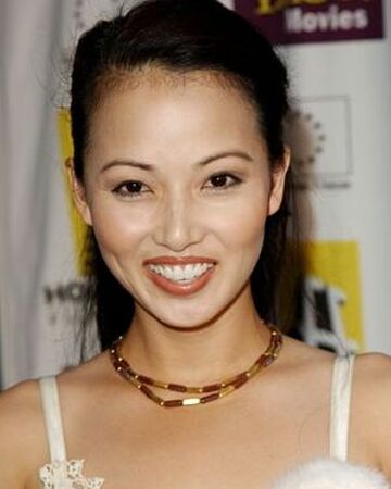 Actress linda kim Hollywood Actress