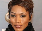 Angela Bassett (1958)