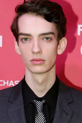 Kodi Smit-McPhee