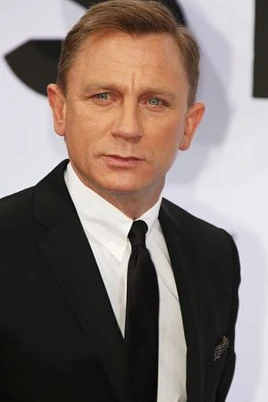 Daniel Craig