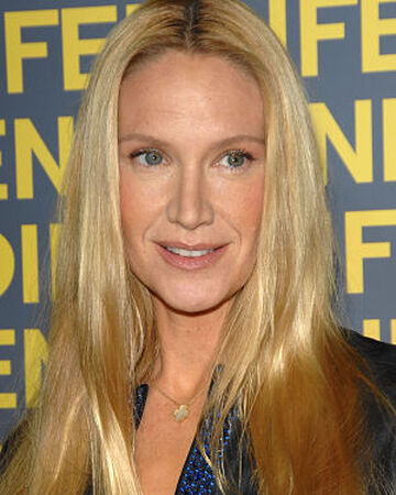Kelly lynch images