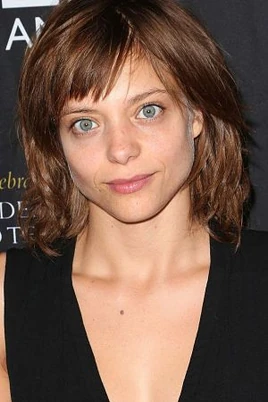 Lizzie Brochere