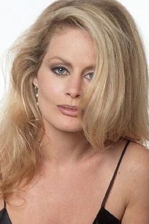 Pictures of beverly d angelo