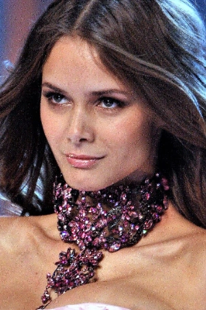 Flavia de Oliveira (1983) | Movie and TV Wiki | Fandom