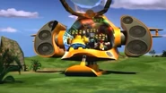 ToeJam, Earl and Latisha exiting the Rapmater Rocketship