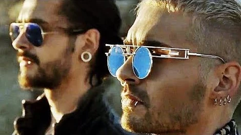 TOKIO_HOTEL_-_HINTER_DIE_WELT_(Trailer_des_Films)