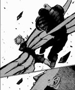 Kaneki vence a Shinohara en su estado Medio-Kakuja.