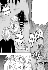 Takemichi stops Mikey