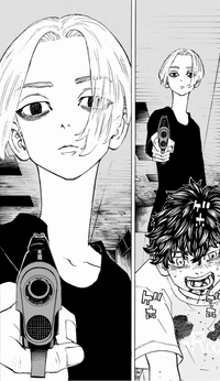 Mikey shoots Takemichi (manga)