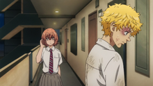 Hina sees Takemichi at front of her house (anime)
